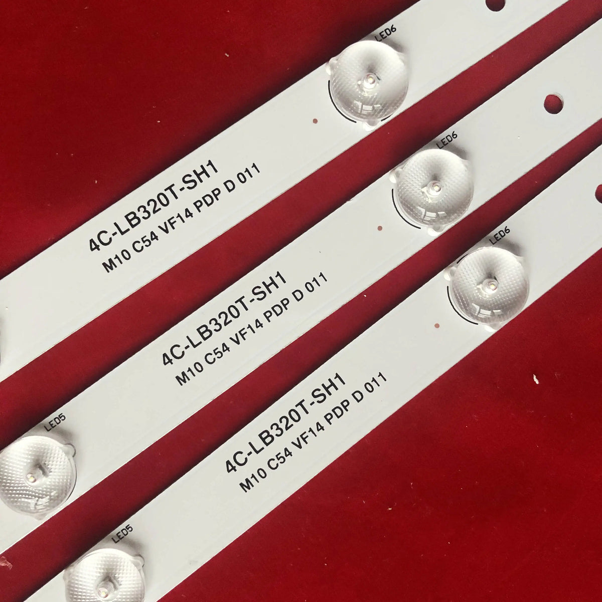 LED Backlight Strip for L32F3309B L32F3307B LED32C371 LED32B500 32L51 32L53 32A60 LE32D99 32E10 4C-LB320T-SH1