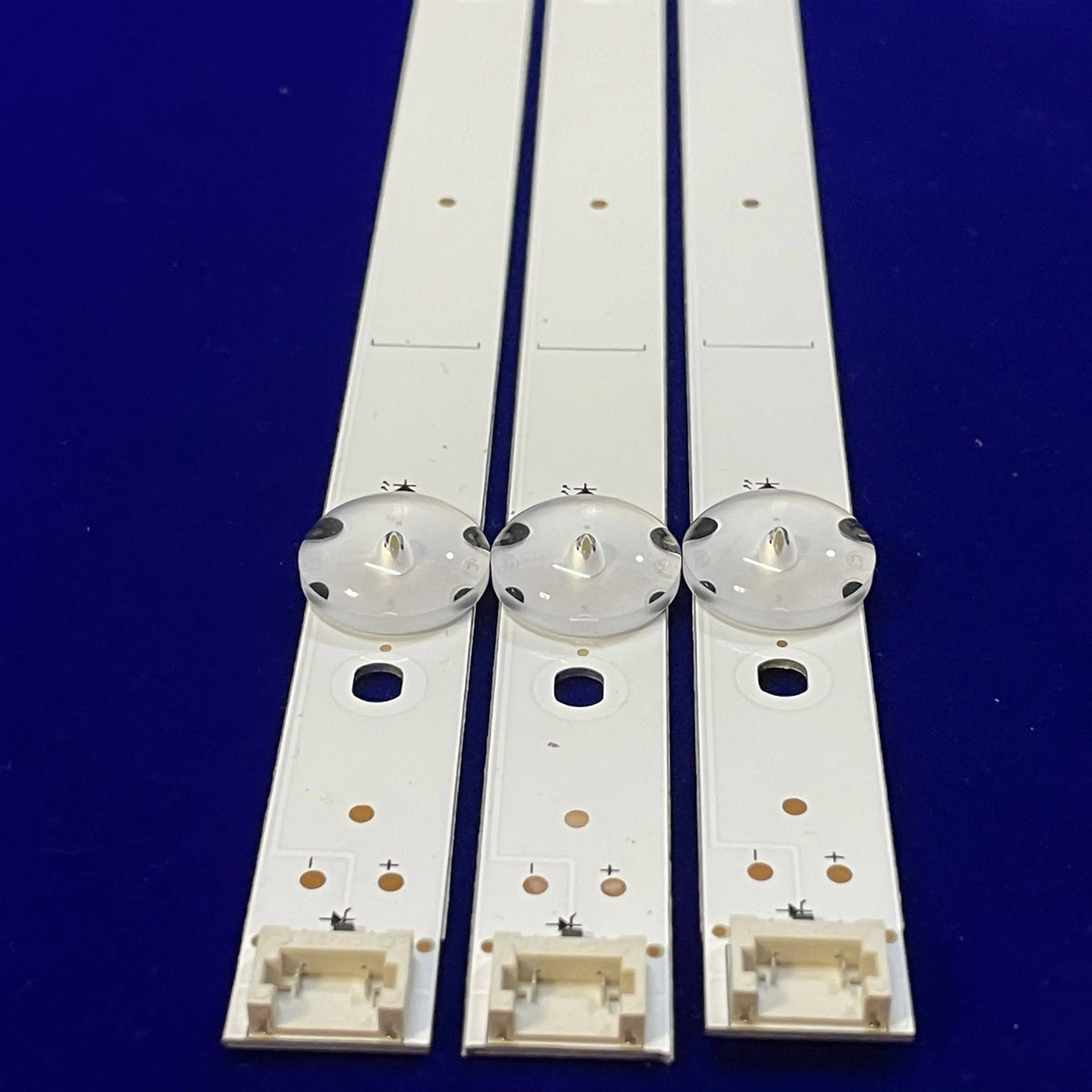 LED Backlight Strip for 32LW300 32LJ600B 32LH515B 32LH510B 32LJ570B HDE1282801732 LC320DXE(FJA6) 32" V16.5