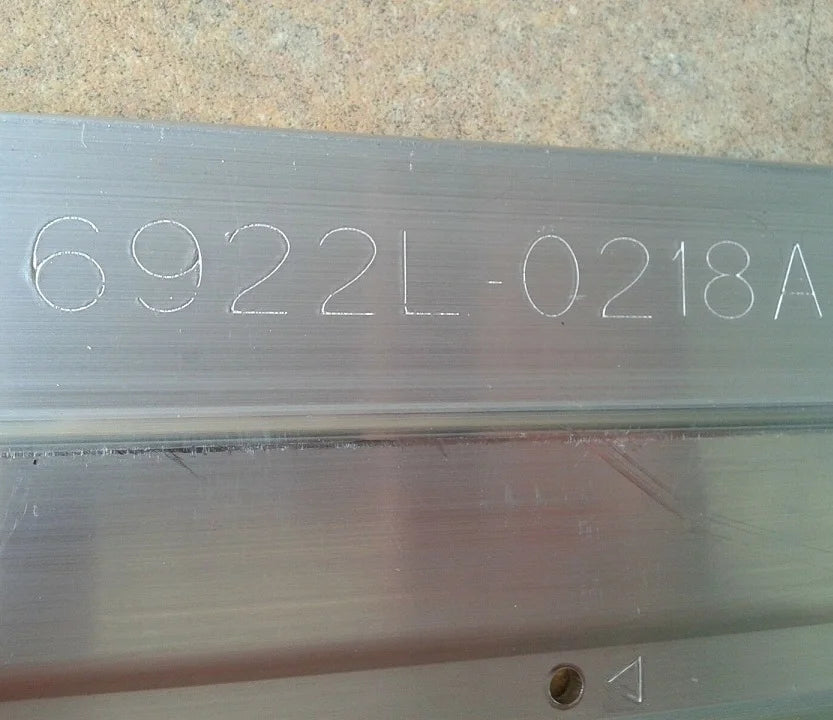 LED Backlight Strip for 2 PCS/set LED Backlight Strip FOR TV 55SJ850T 55SJ850V 55SJ8500 6922L-0218A