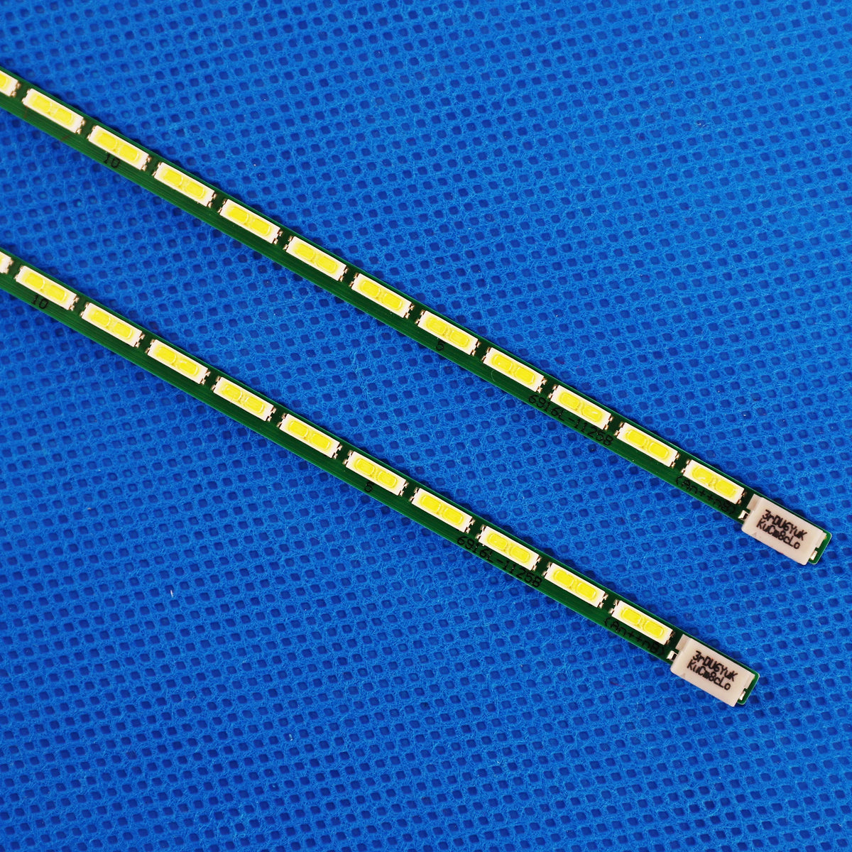 New 2 PCS/lot LED backlight strip for 23 inch 34LED 297mm 23