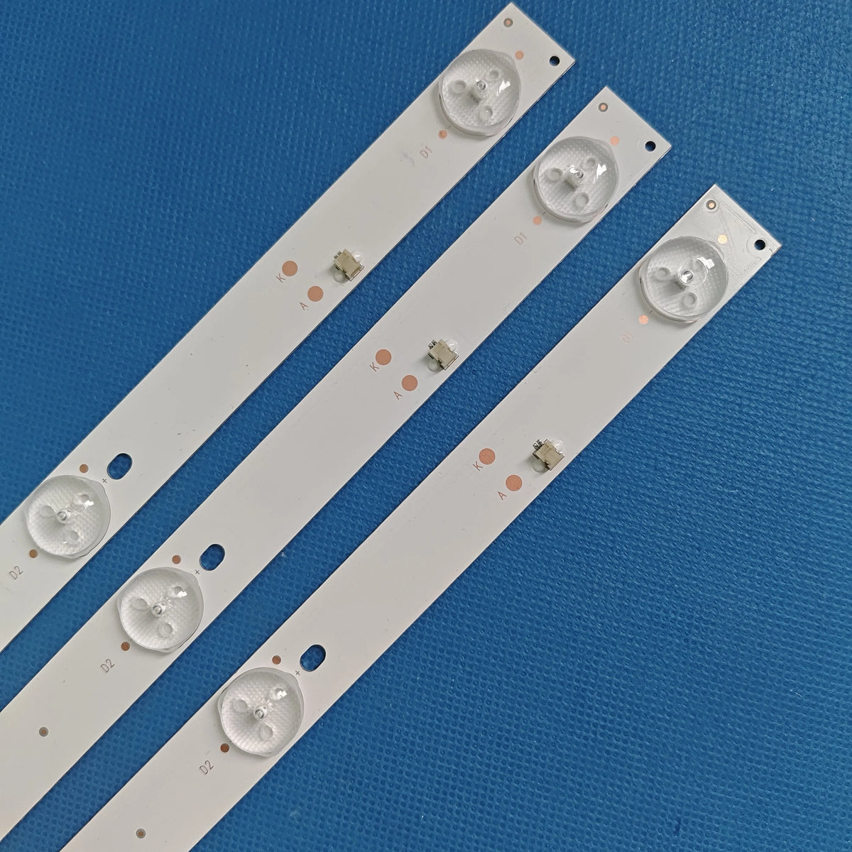 LED Backlight Strip for 28DM2000 28DM3500 LE-2822 VORTEX LEDV-28E33D 180.DT0-282200-0H CX280M02 303CX280032