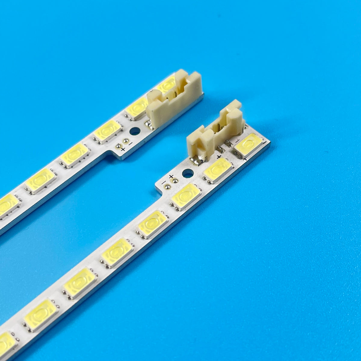 LED Backlight Strip for TV Backlight 2011SVS32 456K _ H1 _ 1CH _ PV LEFT44 RIGHT44 for LD320BGC-C1