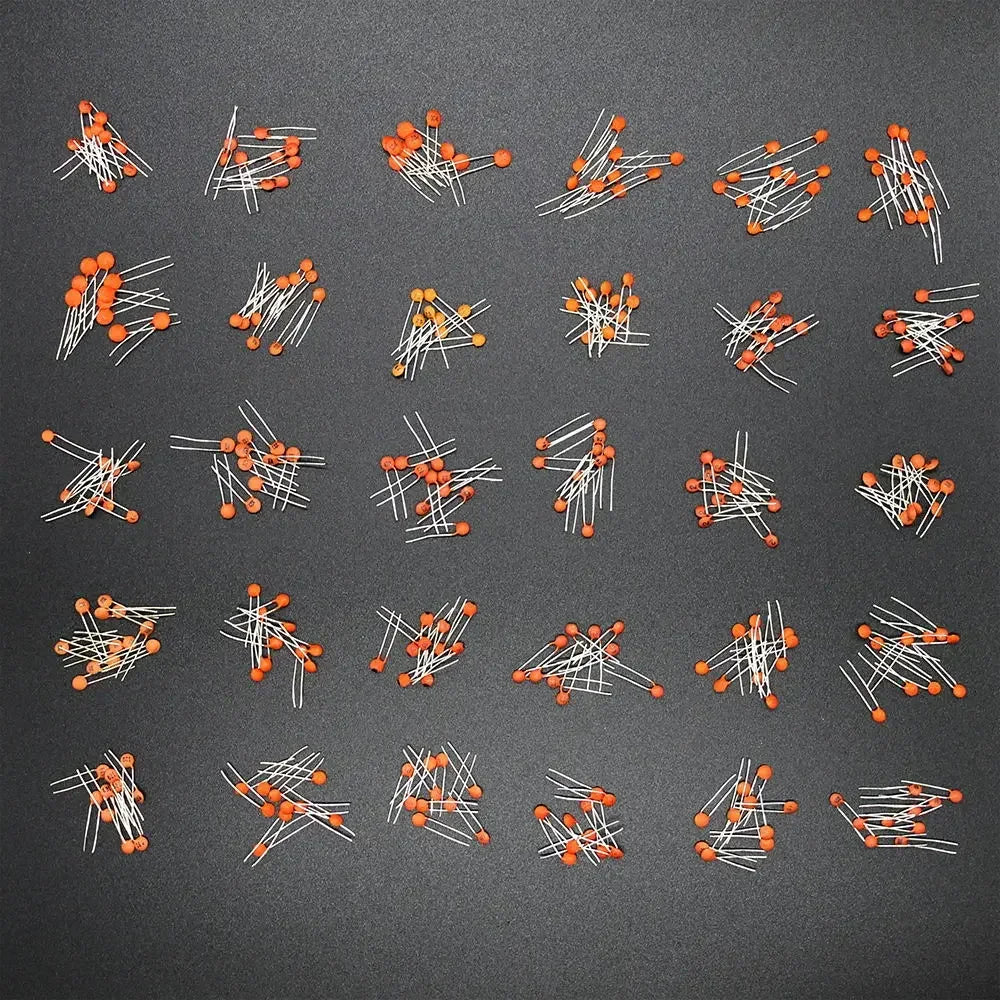 300/960PCS Ceramic capacitor kit 2pf 0.1UF 24 / 30values Cap