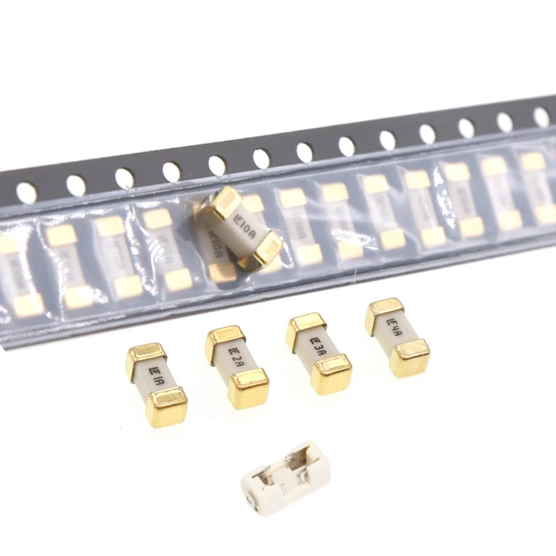 Gold Silver 1808 125V 250V AC 0451 SMD Fast Blow Fuse 1.5A 2