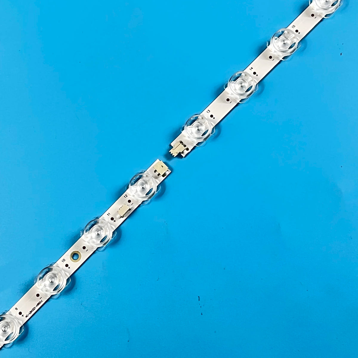 LED Backlight Strip for 21 LED(6V) LED Backlight Strip for TCL 43RS520 43R5500 43S435 43F9F 43F8 21*1