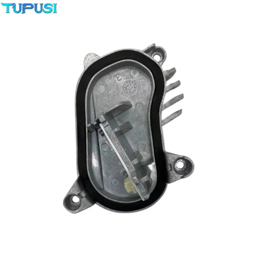 White Plug and Play LED Daytime Running Light Modules for BMW F80 F32 F33 M3 M4 63117493227 63117493228