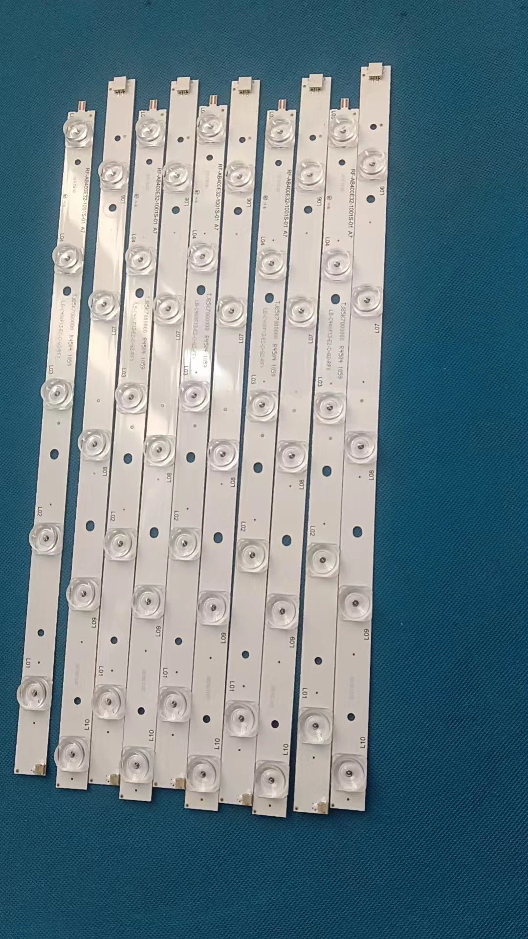 LED RF-AB400E32-1001S-01 LB-C400F14-E2-S-G1-RF1 - Replacement TV Backlight Strip