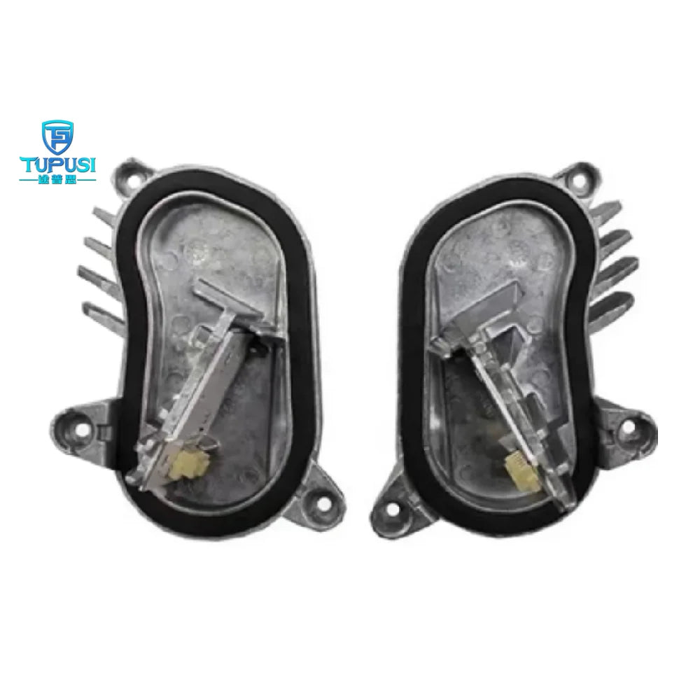 White Plug and Play LED Daytime Running Light Modules for BMW F80 F32 F33 M3 M4 63117493227 63117493228