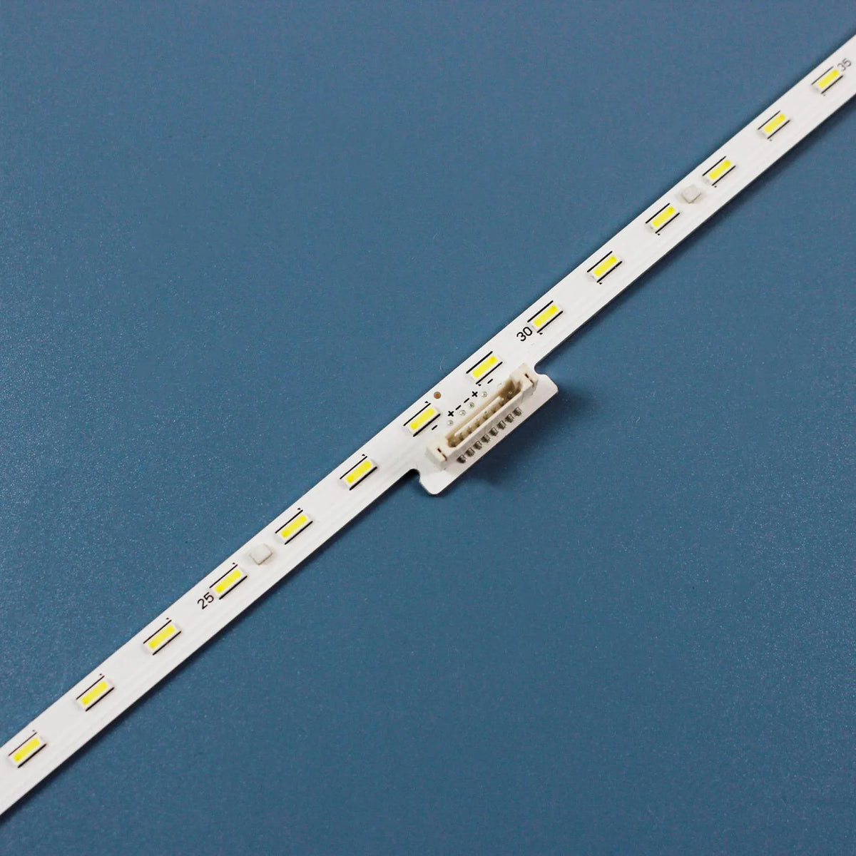 LED Backlight Strip for 540mm LED backlight strip for XBR-75X850G ST0750A36_56LED_REV00_180731 734.03509.0001