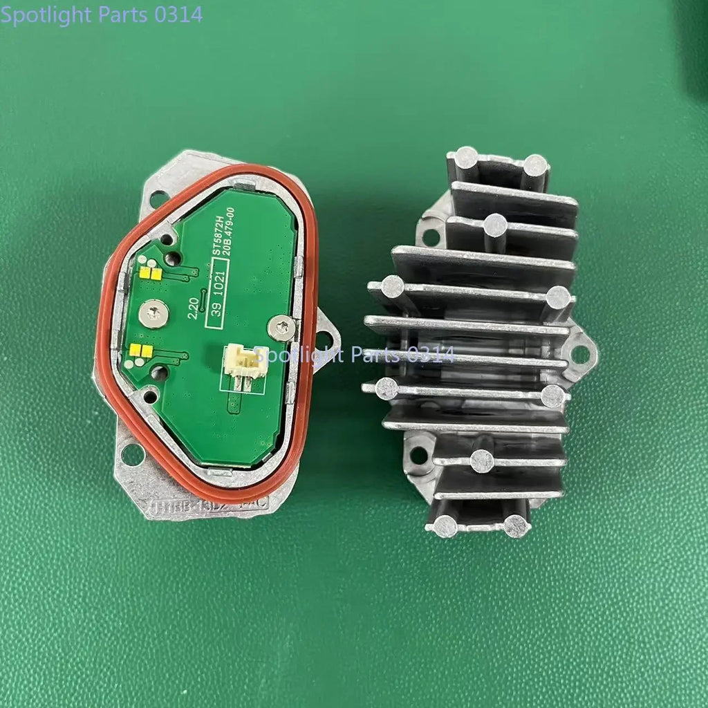 Headlight Daytime Running White Light Source Driver Control Computer Module for MK4