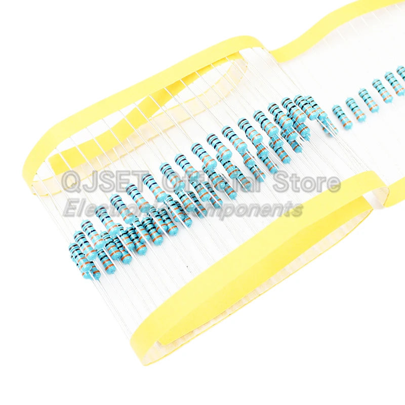 50pcs 1/2W Metal Film Resistors 1% 0.5W 10R 15R 47 100 200 2