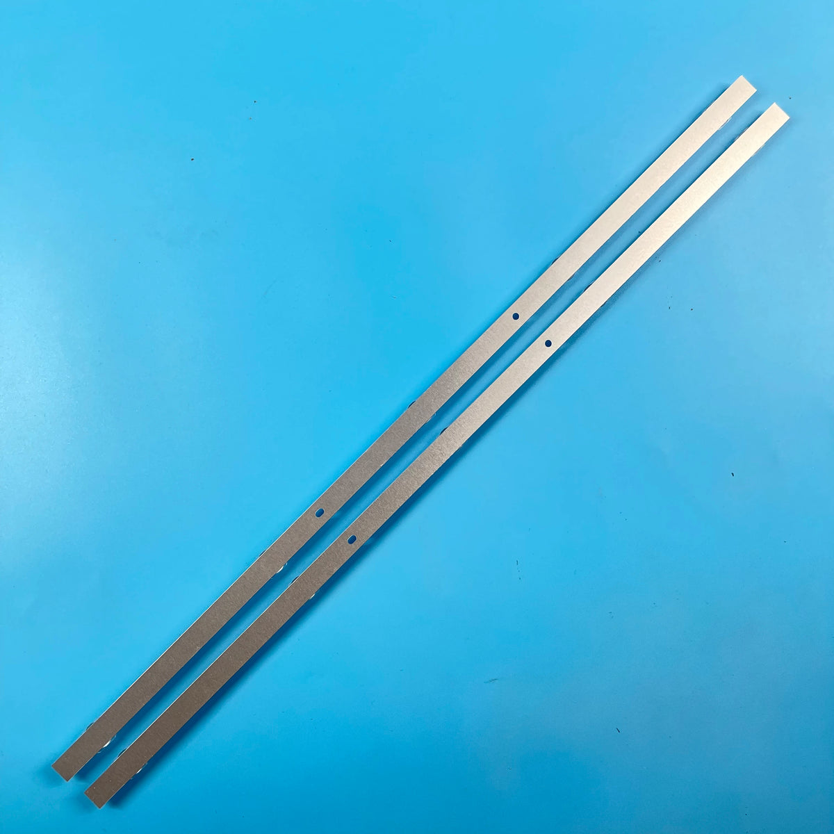 LED Backlight Strip for 5LED LED Backlight strip For JL.D32051330-003CS-M JL.D32051330-003AS-M