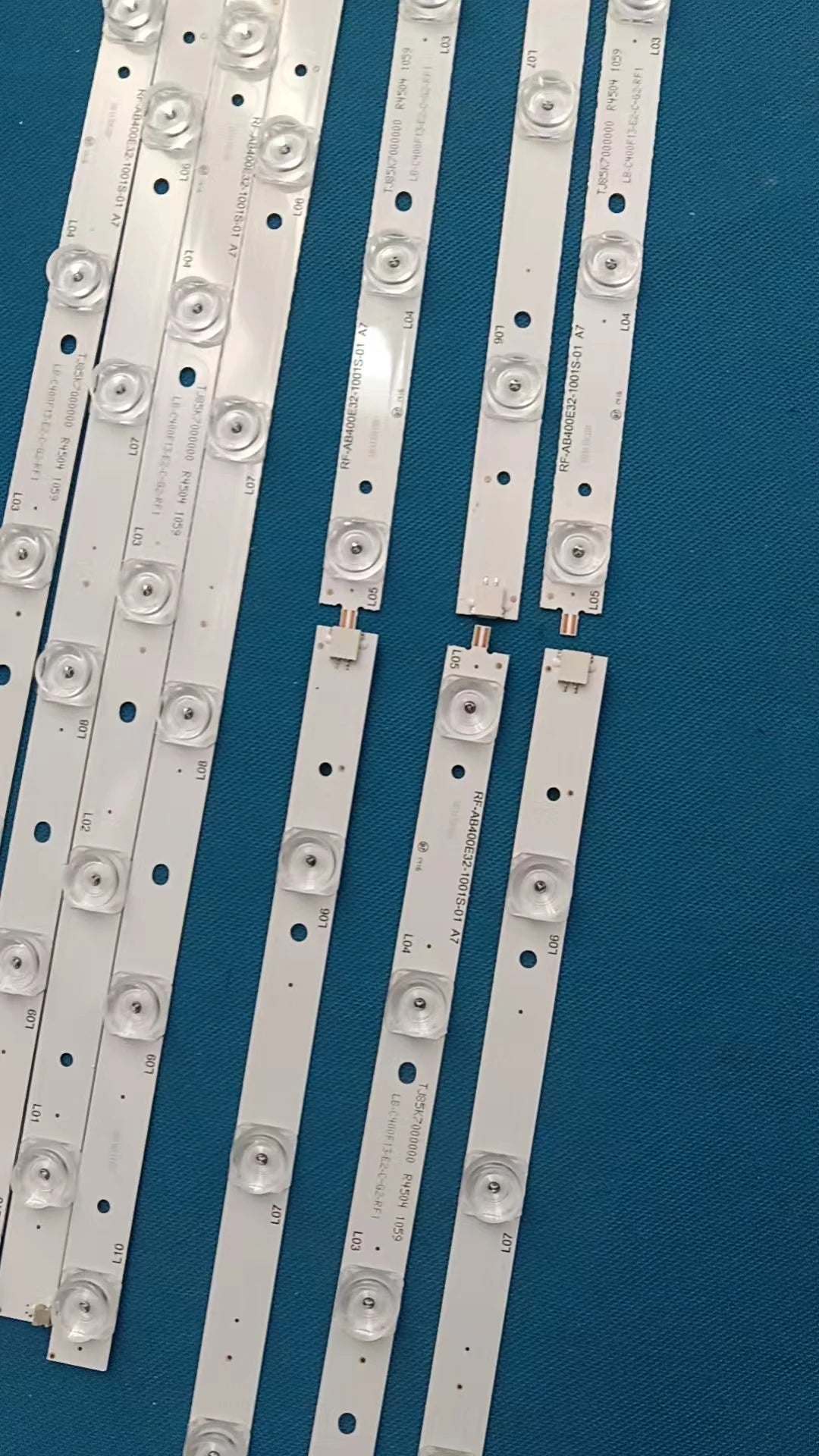 LED RF-AB400E32-1001S-01 LB-C400F14-E2-S-G1-RF1 - Replacement TV Backlight Strip