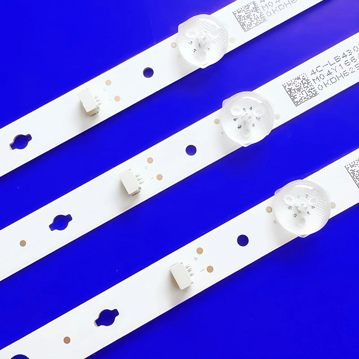 LED Backlight Strip for 3PCS LED Backlight FOR Master G Mgs4304x - Replacement TV Backlight Strip