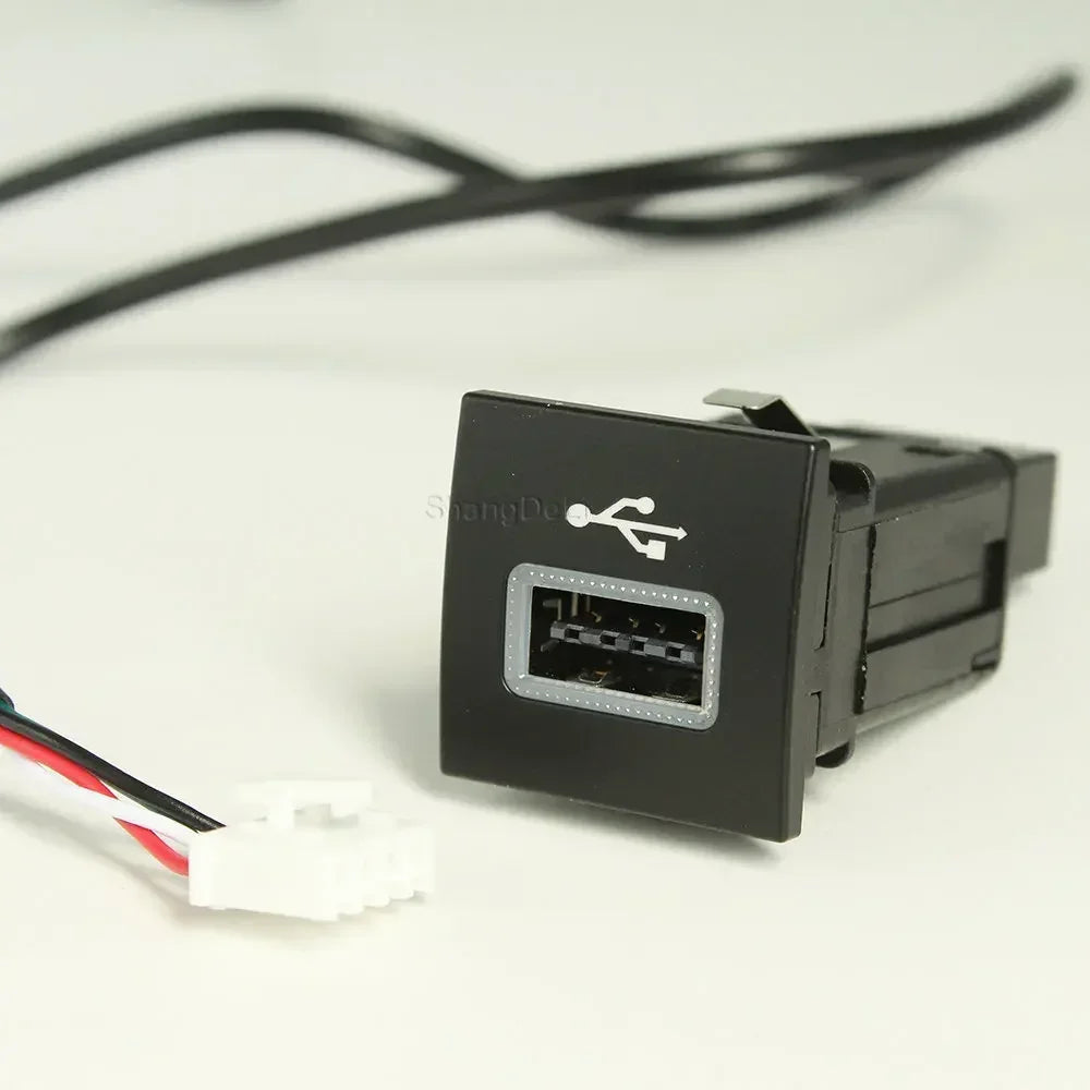 Car USB Input Adapter Audio Radio u-disk flash Socket Interf