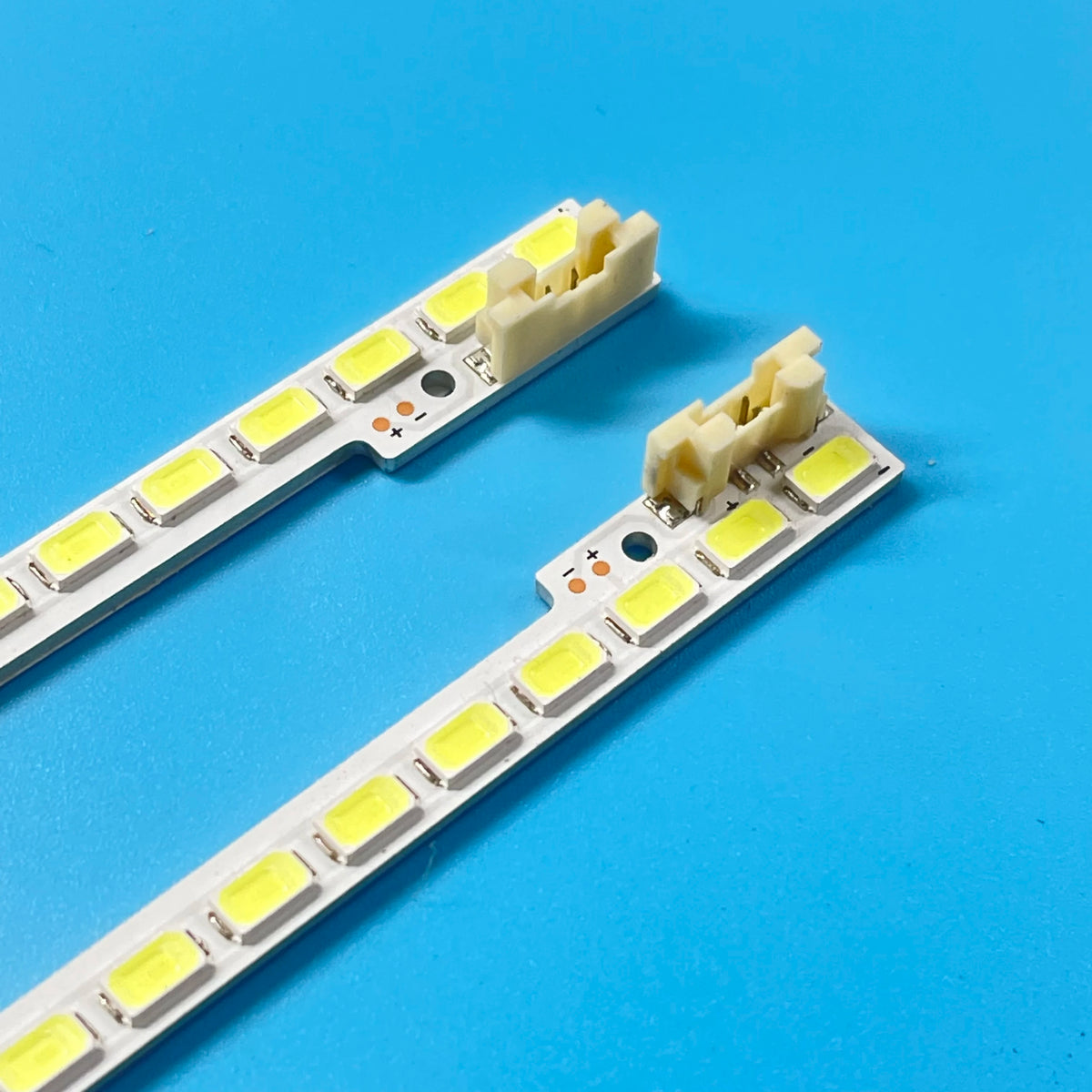 LED Backlight Strip for UE40D5000PW UE40D5000 UE40D5720 UE40D5700 UE40D6100 UA40D5000 UE40D5520 BN64-01639A