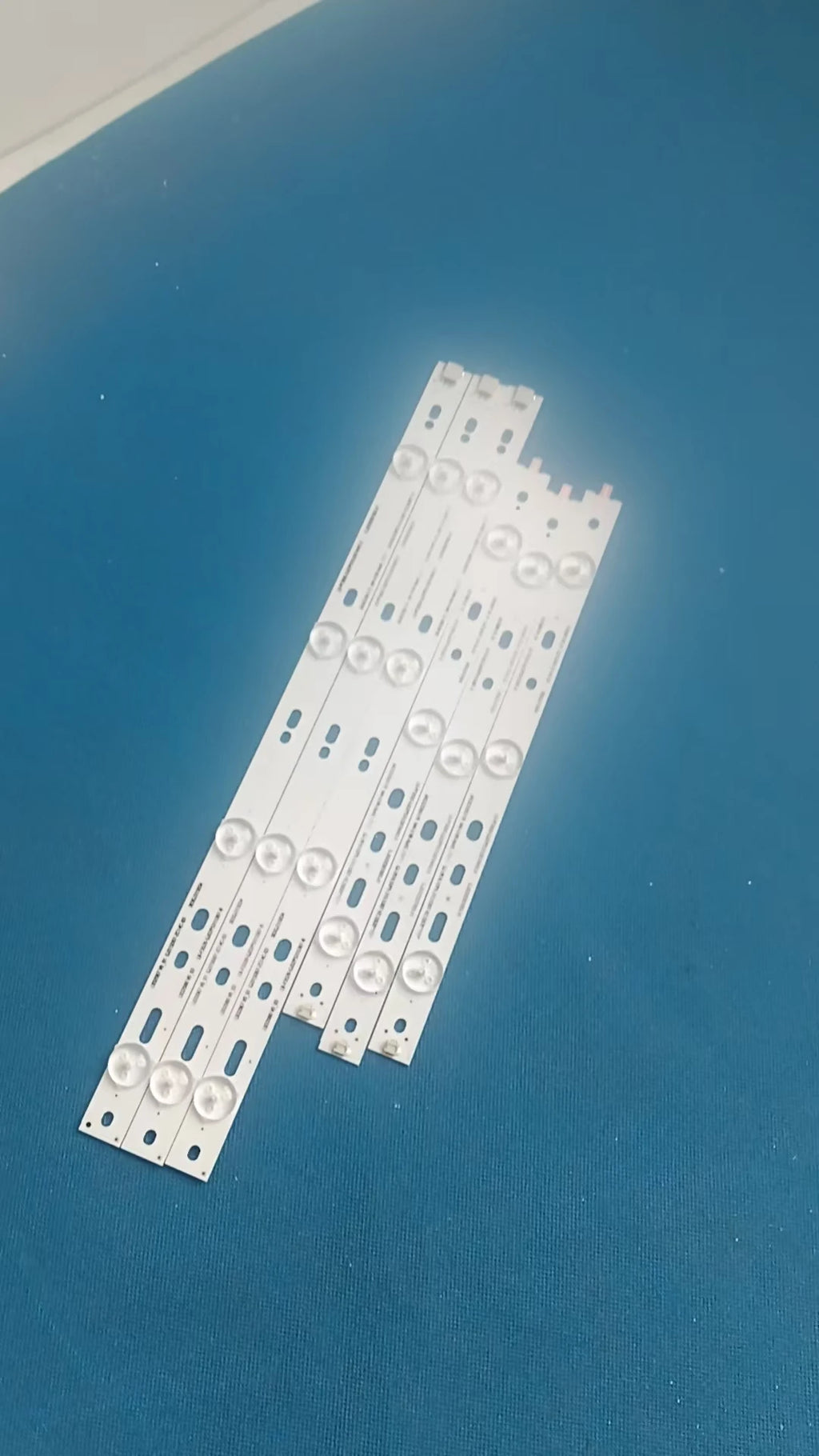 LED Backlight Strip for LB32067 LB32080 V0 LED Backlight strip 7 lamp For lb-pf3030-GJD2P53153X7AHV2-D