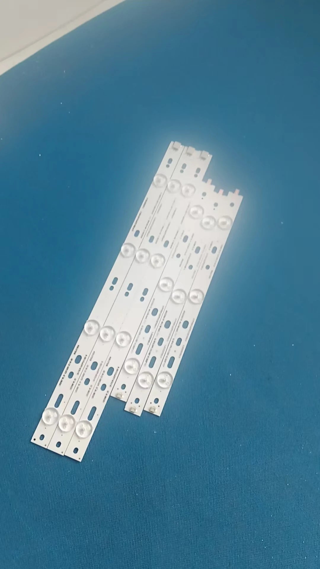 LED Backlight Strip for LB32067 LB32080 V0 LED Backlight strip 7 lamp For lb-pf3030-GJD2P53153X7AHV2-D