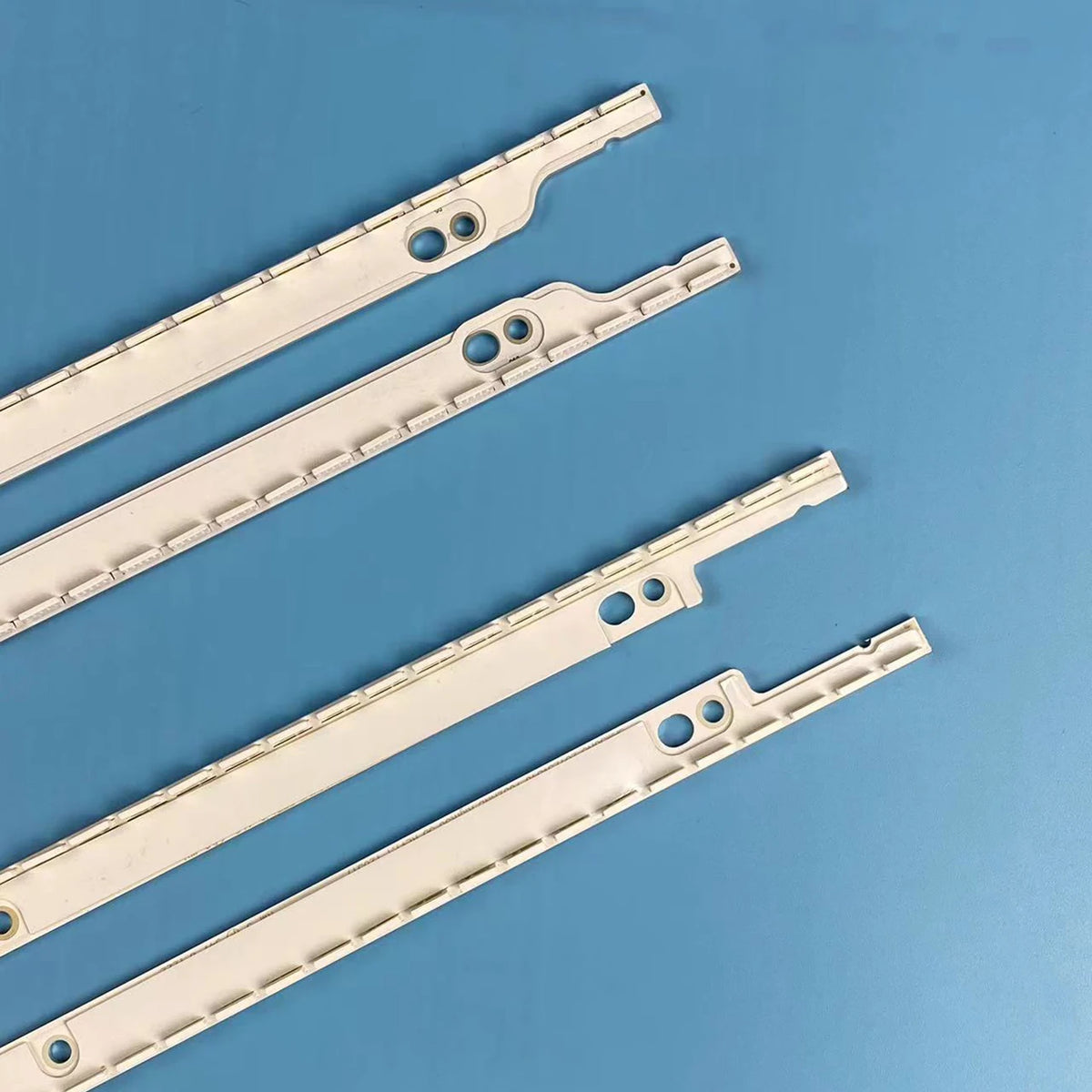 LED Backlight Strip for UE40ES656 UA40ES6100J 2012SVS40 7032NNB RIGHT56 LEFT56 2D/3D LE400BGA-B1
