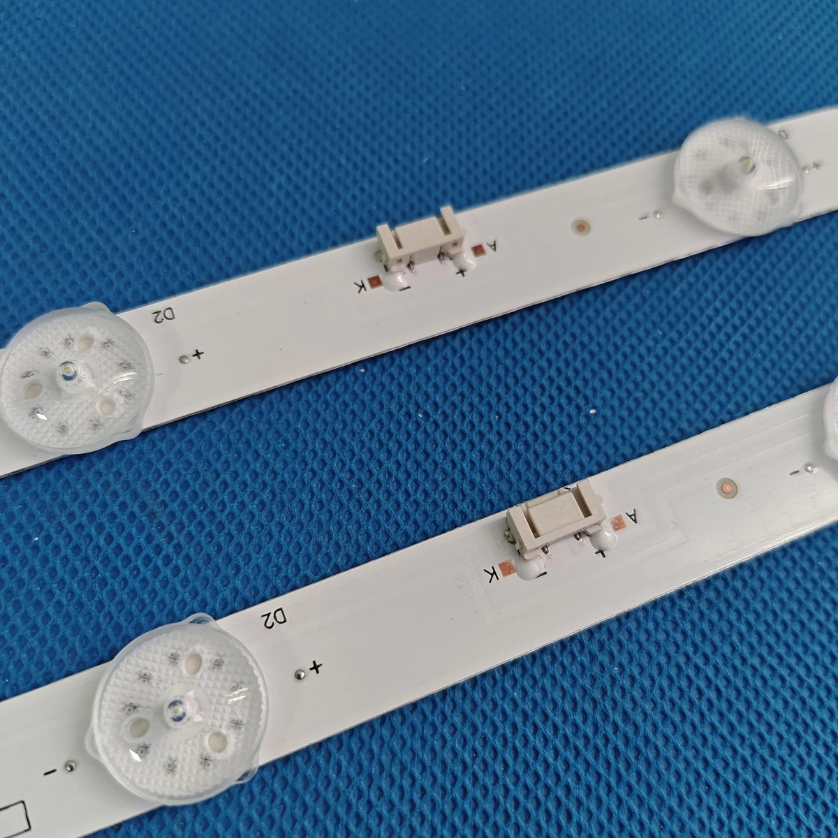 LED Backlight Strip for SW50D13-ZC62AG-02 02D Skyworth 50B20A 50V40 5800-W50000-8P00 5850-W50000-2P20 2P00