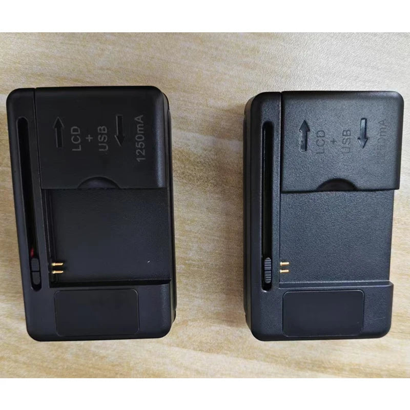 Universal 2 in 1 LCD Indicator Mobile 32-55mm Battery Charge