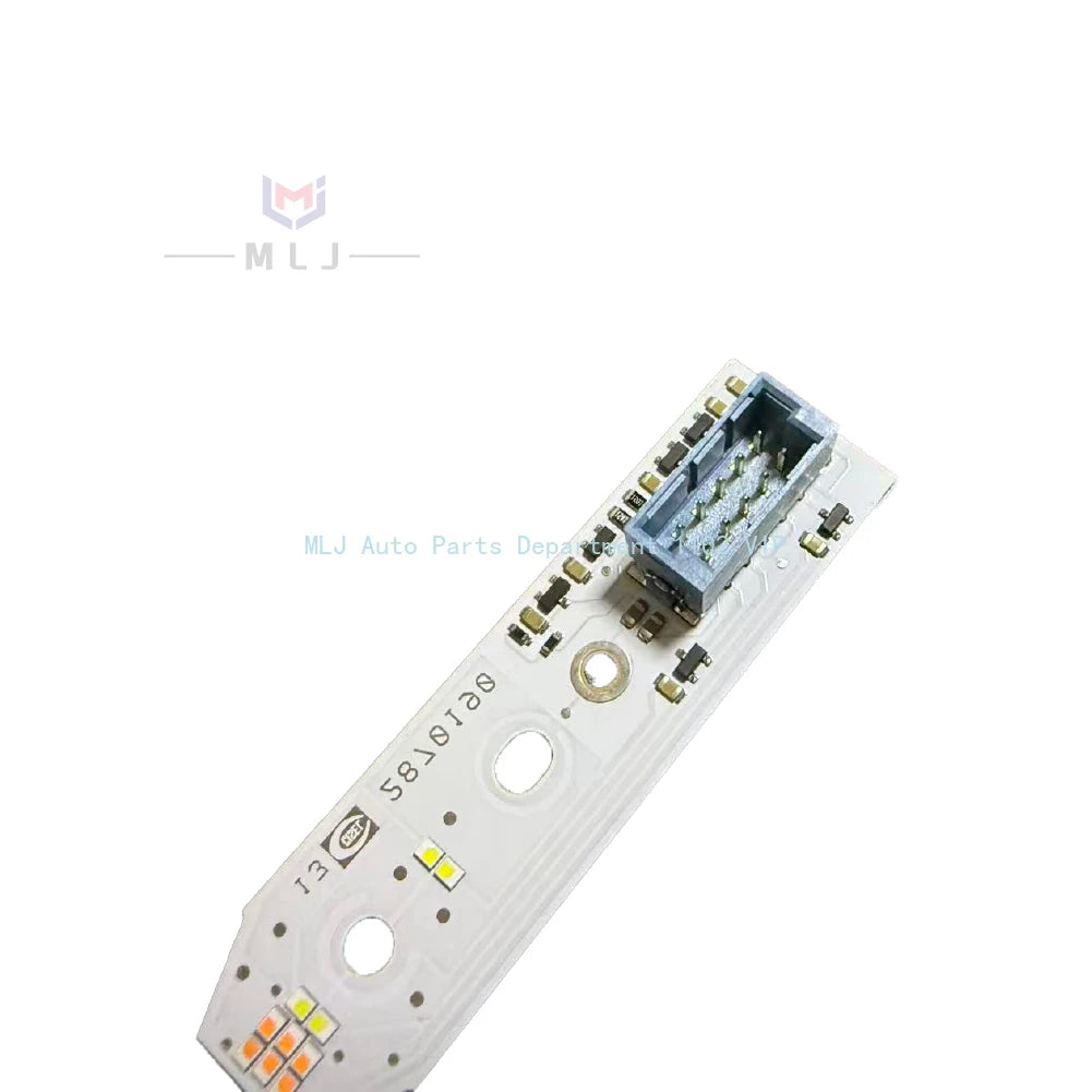 models of all-new imported Audi Q3 8U0941475E high-configuration white LED daytime running light board for