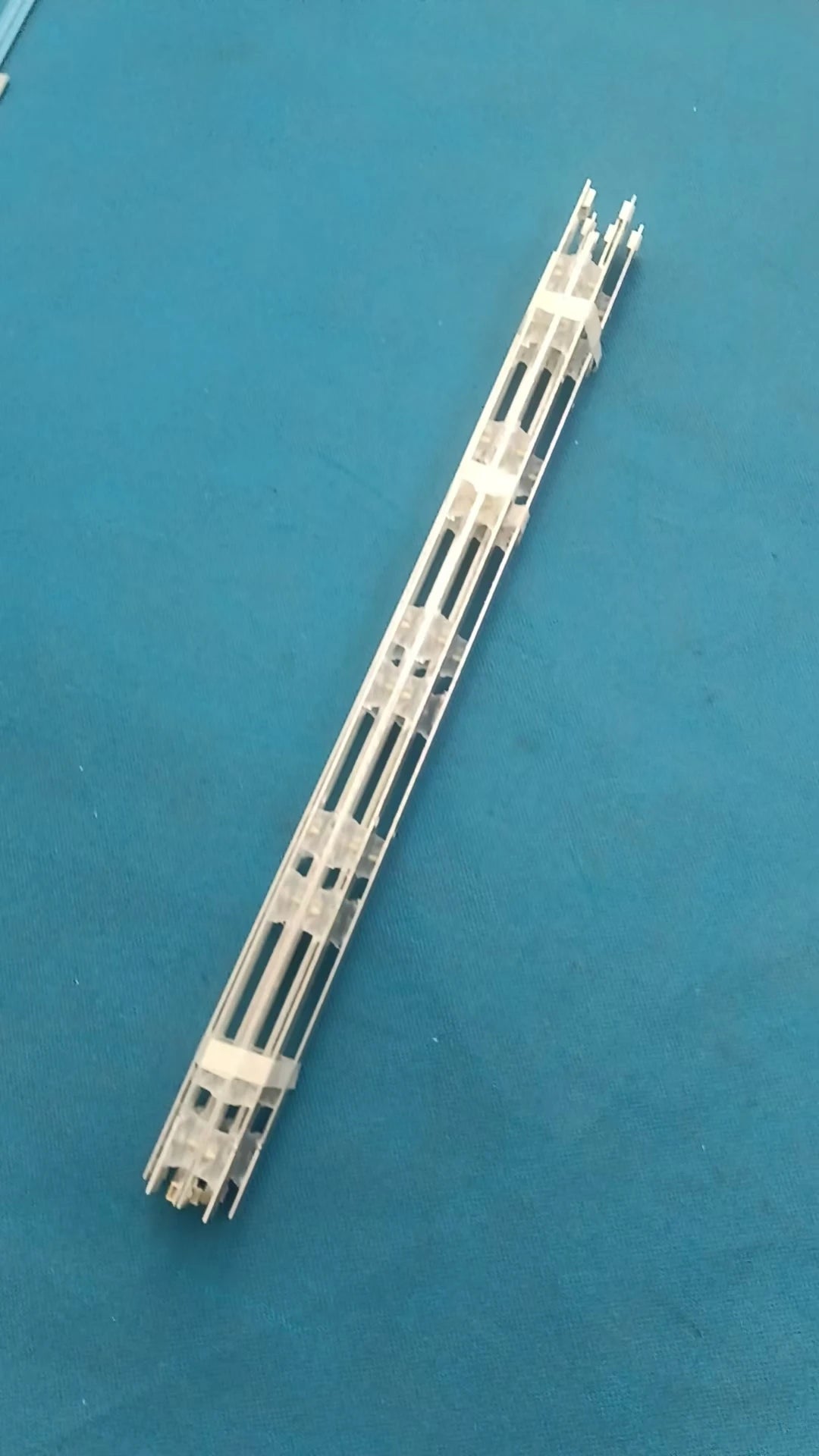 LED RF-AB400E32-1001S-01 LB-C400F14-E2-S-G1-RF1 - Replacement TV Backlight Strip